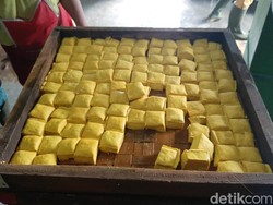 Dilema Perajin Tahu Tasik: Naik Harga atau Gulung Tikar Imbas Kedelai