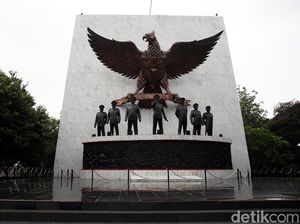 Link Nonton Film Pengkhianatan G30S/PKI Gratis! Link Nonton Film Pengkhianatan G30S/PKI Gratis!