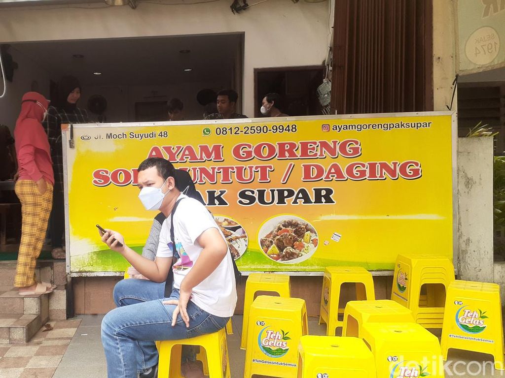 Ayam Pak Supar Semarang Buka Suara soal Konsumen Nyaris Kena Getok Rp 1 Juta Ayam Pak Supar Semarang Buka Suara soal Konsumen Nyaris Kena Getok Rp 1 Juta