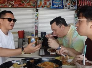 Keseruan Chandra Liow Kulineran di Singapura Bareng Youtuber Keseruan Chandra Liow Kulineran di Singapura Bareng Youtuber