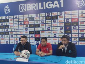 Arema FC Akan Main Full Ball Possesion untuk Redam Persebaya