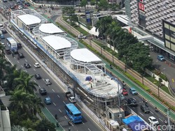 Anies Katakan Lanjut, JJ Rizal Tetap Desak Setop Proyek Halte Bundaran HI