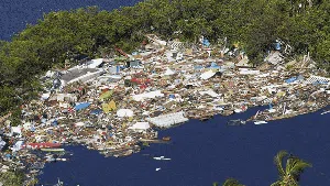 Florida Porak-poranda Diamuk Badai Terdahsyat dalam Sejarah