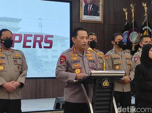Kapolri Tegaskan Ferdy Sambo Bukan Polisi Lagi Kapolri Tegaskan Ferdy Sambo Bukan Polisi Lagi