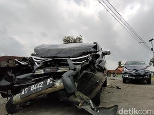 Kecelakaan Beruntun di Kulon Progo, Begini Penampakan Ringsek Kendaraannya