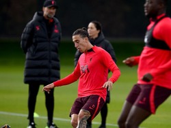 Manajer Liverpool Jürgen Klopp sampai-sampai berkelakar mengira Darwin Nunez menyusut usai balik ke klub dari jeda internasional! Foto: Liverpool FC via Getty Images/Andrew Powell