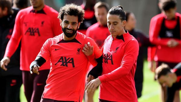 Awas Salah! Ini Tsimikas, Bukan Darwin Nunez