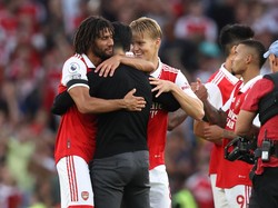 Ramsdale: Elneny Pemain Aneh di Arsenal, tapi Baik Banget