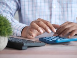 Kenapa Cicilan Awal KPR Syariah Lebih Tinggi dari Konvensional?