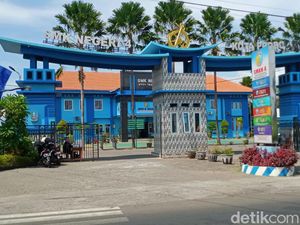 Ortu Datangi SMKN 4 Kota Probolinggo Pertanyakan 15 Siswa Jadi Korban Bully Ortu Datangi SMKN 4 Kota Probolinggo Pertanyakan 15 Siswa Jadi Korban Bully