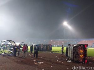 Media Inggris Beritakan Kerusuhan Kanjuruhan Tewaskan Ratusan Orang Media Inggris Beritakan Kerusuhan Kanjuruhan Tewaskan Ratusan Orang