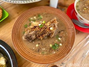 Menjajal Kuliner Khas Makassar yang Jadi Favorit Pilot dan Pramugari Menjajal Kuliner Khas Makassar yang Jadi Favorit Pilot dan Pramugari