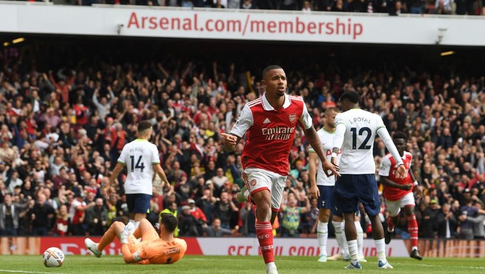 LONDON, ENGLAND - OCTOBER 01: Gabriel Jesus celebrates scoring the 2nd Arsenal goal during the Premier League match between Arsenal FC and Tottenham Hotspur at Emirates Stadium on October 01, 2022 in London, England. (Photo by Stuart MacFarlane/Arsenal FC via Getty Images)