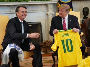 Senasib Bolsonaro dan Trump: Lengser Lalu Diusut soal Kerusuhan Senasib Bolsonaro dan Trump: Lengser Lalu Diusut soal Kerusuhan