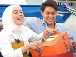 Polisi Percepat Penyidikan Kasus KDRT Rizky Billar ke Lesti Kejora Polisi Percepat Penyidikan Kasus KDRT Rizky Billar ke Lesti Kejora
