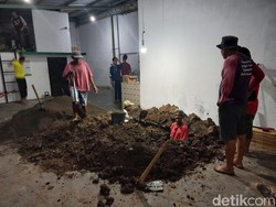 Jenazah KH Dian Nafi Dimakamkan di Ponpes Al-Muayyad Windan Besok