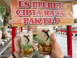Manis Segar! Es Pleret Pak Tjip Khas Blitar Ini Rp 5.000 Saja
