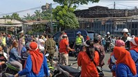 Pemotor Marah-marah gegara Lalin Depan Monumen Pancasila Sakti Ditutup Lama