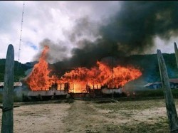 Kantor Distrik Kebo di Paniai Papua Dibakar OTK saat Pembagian BLT BBM