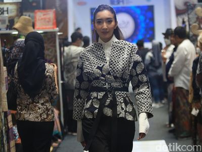 Ramai-ramai Peringati Hari Batik lewat Pameran