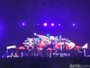 Meledak-Ledak! The Script Bayar Kerinduan Penggemar