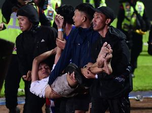 130 Orang Tewas di Tragedi Kanjuruhan, Mayoritas Sesak Nafas-Terinjak