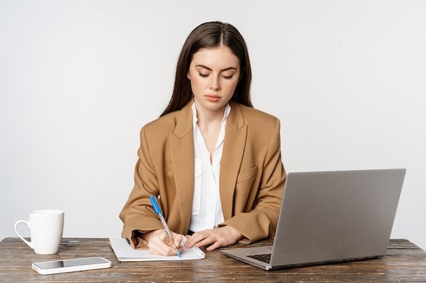 Apa itu work-life balance/Foto: Freepik/benzoix Apa itu work-life balance/Foto: Freepik/benzoix