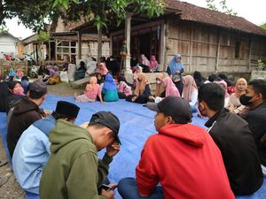 Firasat Ayah Korban Tragedi Kanjuruhan Asal Jombang, Daun Hijau Berguguran