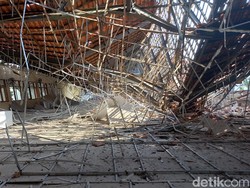 Gedung Asrama Haji Lamongan Ambruk, Begini Penampakannya