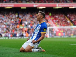 Trossard, Jarang-jarang Pemain Bisa Bikin Hat-trick di Anfield Lo...