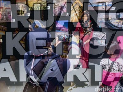 Menengok Ruang Ketiga Jakarta dalam Bingkai Foto