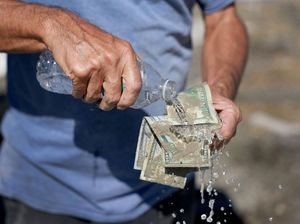 Puluhan Ribu Warga AS Terancam Jadi Pengangguran Imbas Badai Ian di Florida Puluhan Ribu Warga AS Terancam Jadi Pengangguran Imbas Badai Ian di Florida
