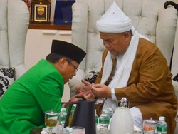 Sowan ke Ponpes di Pekanbaru, Mardiono Didoakan Pimpin PPP Lebih Baik