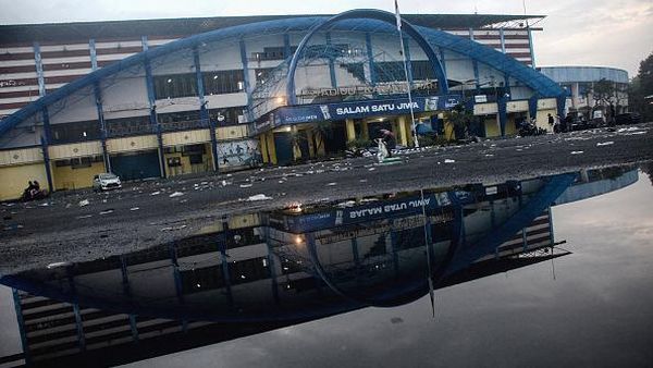 Potret Terkini Stadion Kanjuruhan Usai Kerusuhan Maut Aremania