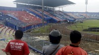 Stadion Kanjuruhan Rusak Usai Kerusuhan Maut