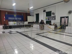 Laga Ditunda, Begini Suasana Penukaran Tiket Persib Vs Persija