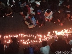 Arema FC Tak Peduli Sanksi PSSI, Fokus ke Korban Tragedi Kanjuruhan