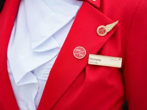 Setelah Kru Bebas Bertato, Maskapai Ini Kini Berseragam Netral Gender