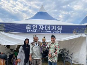 Top! Wayang Golek dari Bandung Tampil di Baekje Cultural Festival