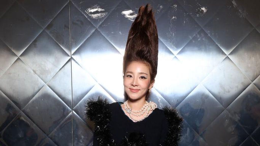 Rambut Sandara Park Setinggi Menara Eiffel! Rambut Sandara Park Setinggi Menara Eiffel!
