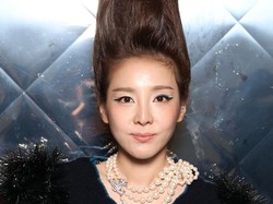 Dara eks 2NE1 Debut Solo dengan Album Digital Sandara Park