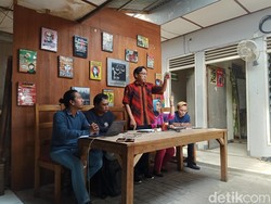 Curhatan Wali Murid SMAN 1 Wates yang Protes soal Pengadaan Seragam