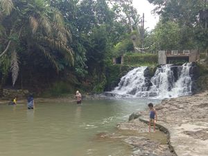 Cantik Eksotik Air Terjun Pantai Padas di Desa Padang Pulau Asahan