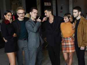 Alasan Berlin Jadi Spin-off Pertama Money Heist Alasan Berlin Jadi Spin-off Pertama Money Heist