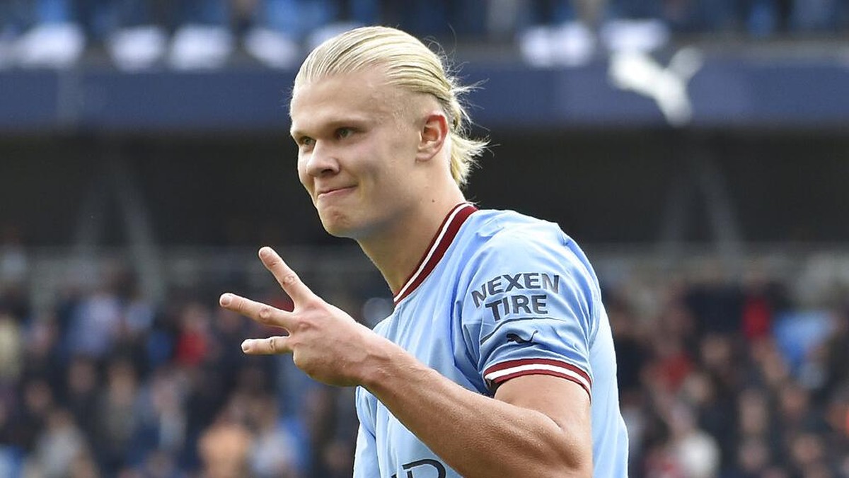 Striker Manchester City Erling Haaland sudah mencetak 17 gol di Premier League musim ini (Foto: AP/Rui Vieira)