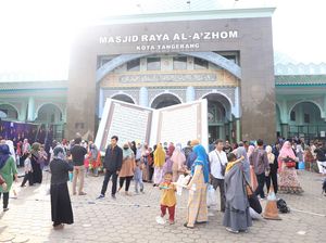 Omzet UMKM di Festival Al-Azhom Tangerang Diprediksi Tembus Rp 2,6 M Omzet UMKM di Festival Al-Azhom Tangerang Diprediksi Tembus Rp 2,6 M