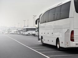 Bisnis Angkutan Darat Bisa Terus Berkembang Asal Terus Berinovasi