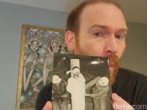 Kisah Warga Amerika dan Asal-usul Foto Eksekusi Letkol Untung Kisah Warga Amerika dan Asal-usul Foto Eksekusi Letkol Untung