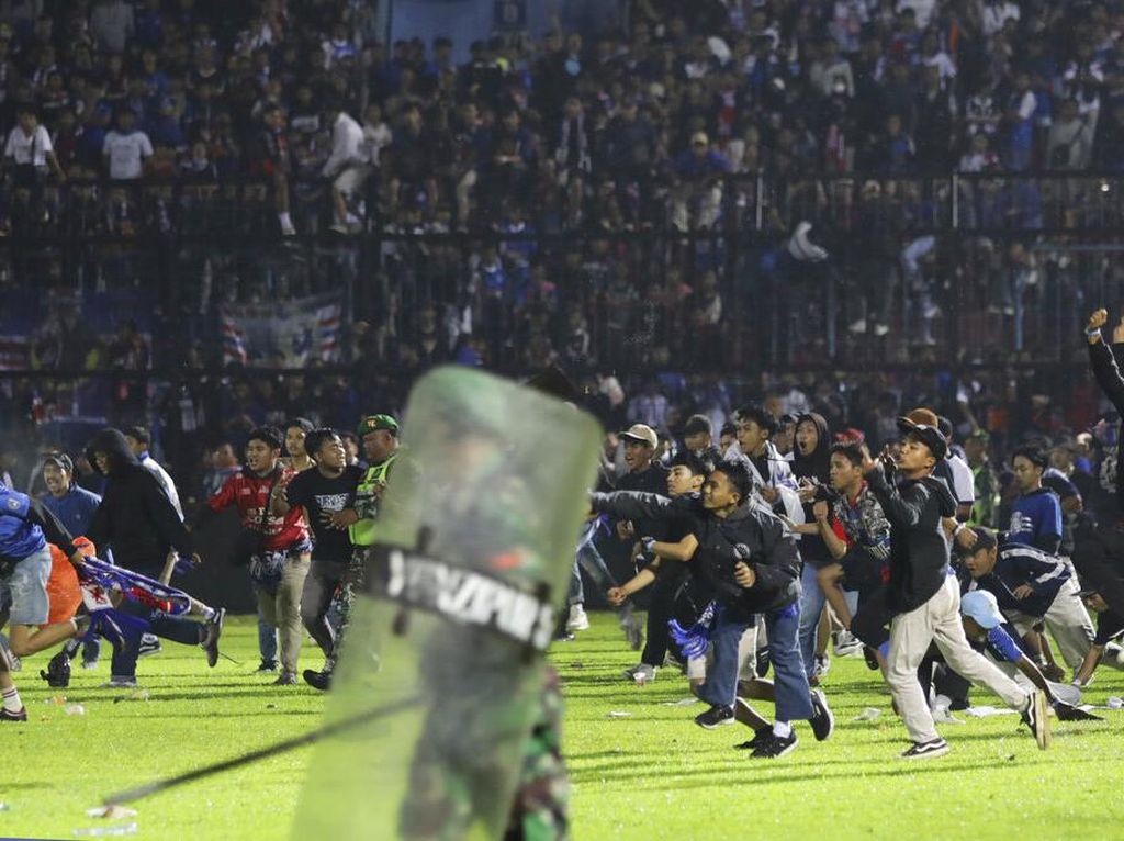 TGIPF Targetkan Investigasi Tragedi Kanjuruhan Rampung Pekan Depan TGIPF Targetkan Investigasi Tragedi Kanjuruhan Rampung Pekan Depan