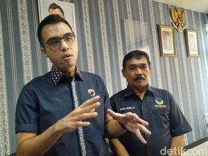 F-NasDem Desak Pemkot Medan Selesaikan Masalah 2 SD Terancam Ditembok F-NasDem Desak Pemkot Medan Selesaikan Masalah 2 SD Terancam Ditembok